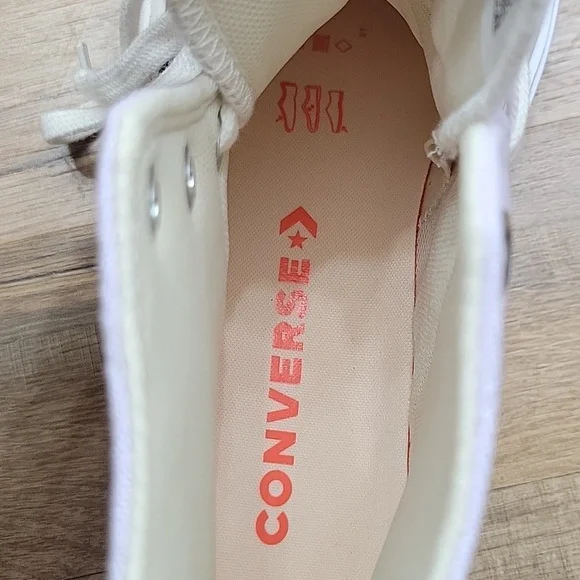 Converse High Top Brand new in the box no lid authentic. - Picture 16 of 16